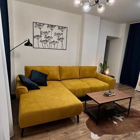 Apartment R&L Lazovna Apt 1 - Old Town And Parking Μπάνσκα Μπίστριτσα Εξωτερικό φωτογραφία