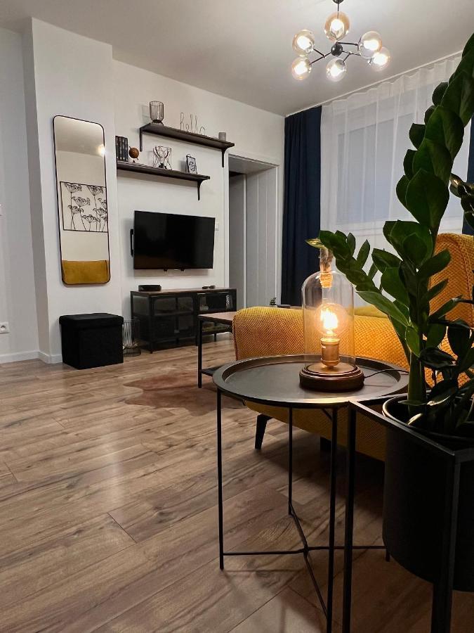 Apartment R&L Lazovna Apt 1 - Old Town And Parking Μπάνσκα Μπίστριτσα Εξωτερικό φωτογραφία