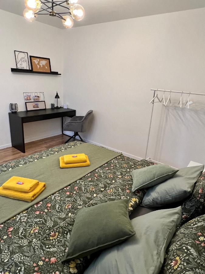 Apartment R&L Lazovna Apt 1 - Old Town And Parking Μπάνσκα Μπίστριτσα Εξωτερικό φωτογραφία